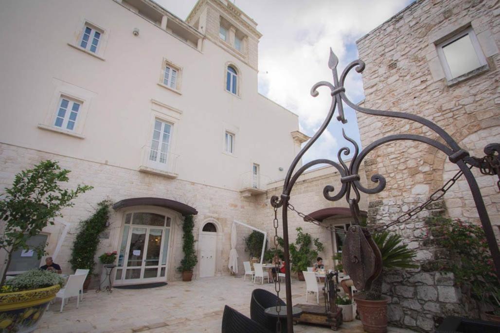 San Tommaso Hotel Полиньяно-а-Маре Экстерьер фото