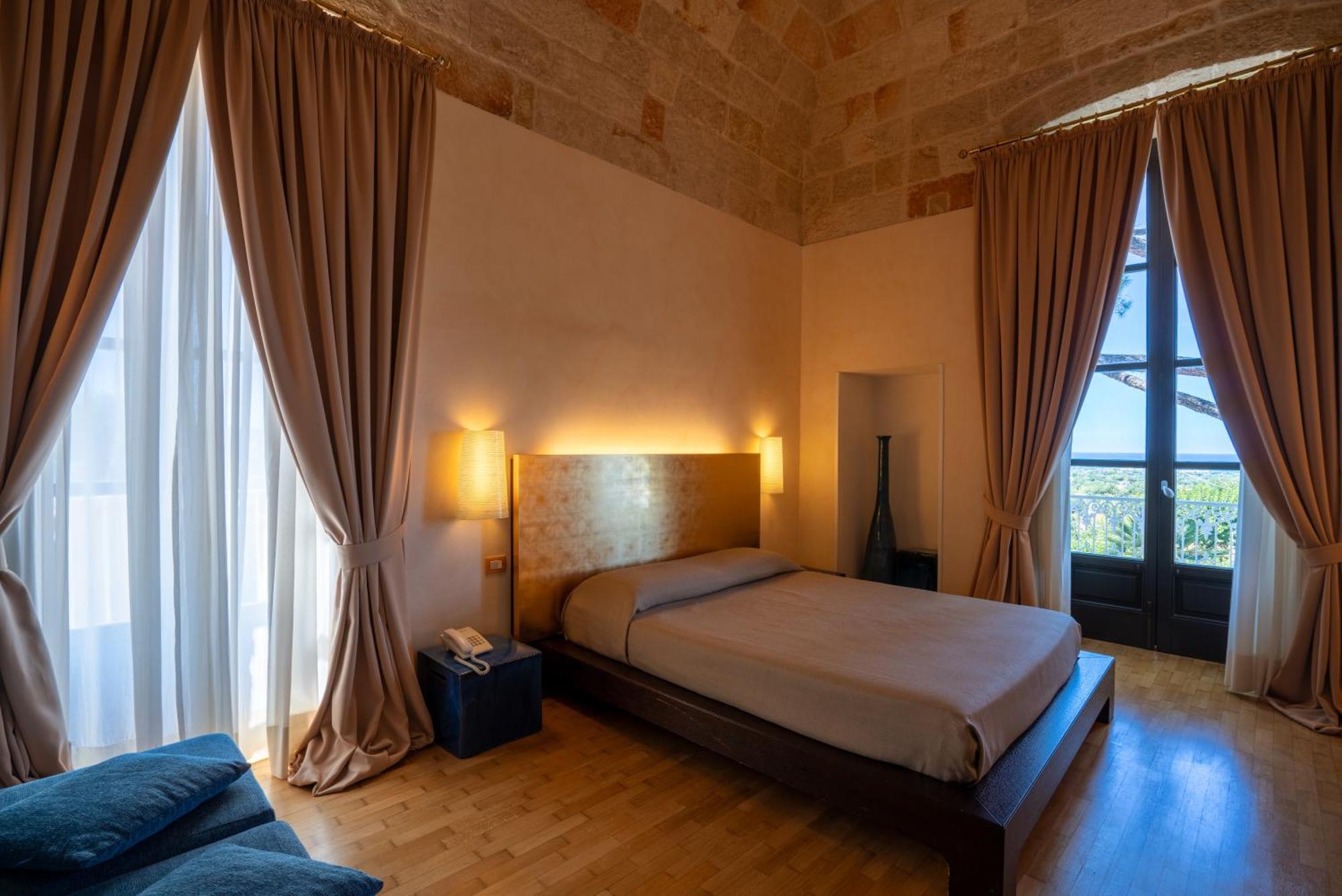 San Tommaso Hotel Полиньяно-а-Маре Экстерьер фото