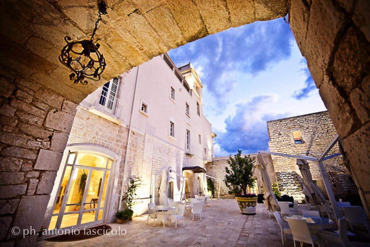 San Tommaso Hotel Полиньяно-а-Маре Экстерьер фото