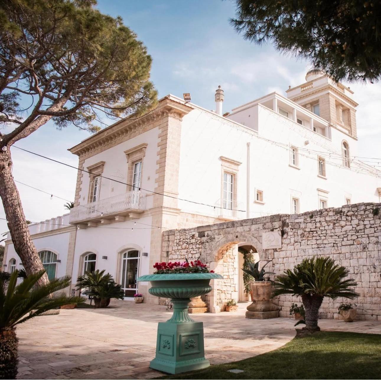 San Tommaso Hotel Полиньяно-а-Маре Экстерьер фото
